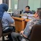 Pelapor korban kasus pencemaran nama baik, Astri Febrian Syamir hadir kantor Reskrim Polres Jakarta Pusat pada Senin (25/11/2024) sesuai undangan polisi. (Dok. Kantor Hukum Kapitra Ampera)