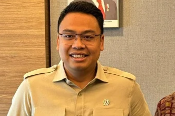 Wakil Menteri (Wamen) Komunikasi dan Digital (Komdigi) RI Angga Raka Prabowo. (Dok. komdigi.go.id)