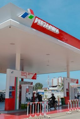 Antrean Panjang BBM Non-Subsidi, Lonjakan Konsumsi Capai 1,4 Juta KL