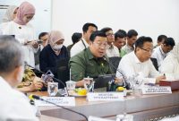 Kepala Bapanas Arief Prasetyo Adi menjelaskan program SPHP Jagung usai rapat dengan Menko Pangan. (Dok. Bapanas)