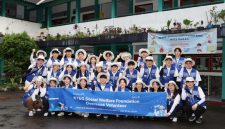 Group photo of the KT&G Social Welfare Foundation’s “Sangsang Withus” overseas college student volunteers in Bogor, Indonesia.